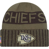 NFL Kansas City Chiefs New Era 2025 Salute to Service Knit Hat - Green