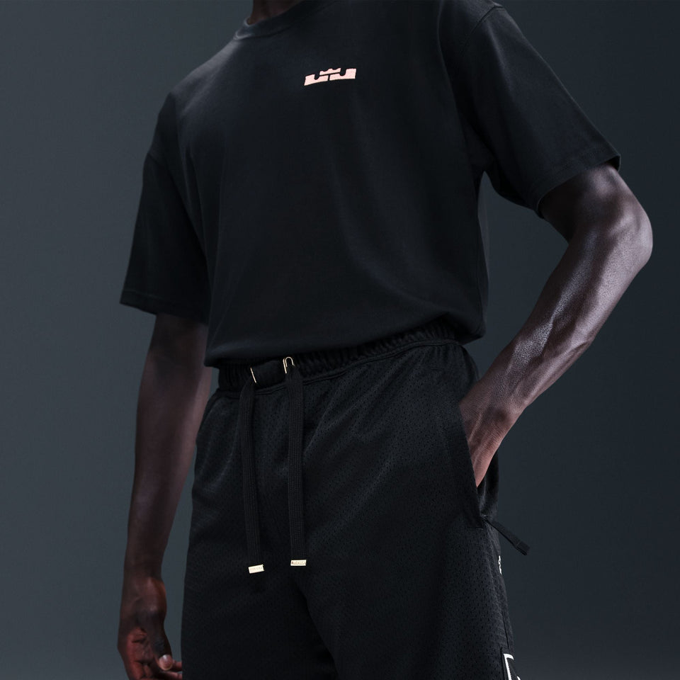 Lebron James 'Forever King' 8 Zip Pockets Basketball Shorts